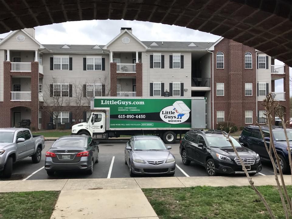 Murfreesboro apartment movers Little Guys truck