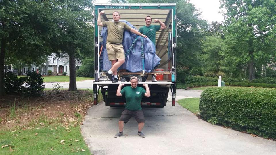 piano movers wilmington with moving truck