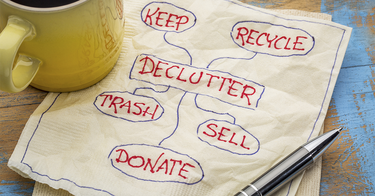 Different synonyms for "declutter" written on a napkin.